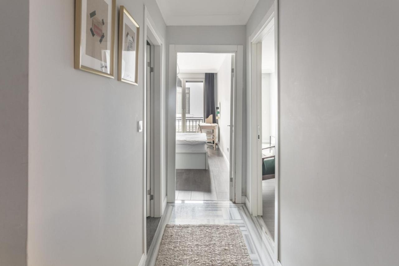 Central And Refreshing Flat In Beyoglu Apartment อิสตันบูล ภายนอก รูปภาพ